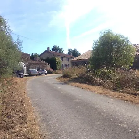 Сasa de vacaciones La Brionniere Aizenay
